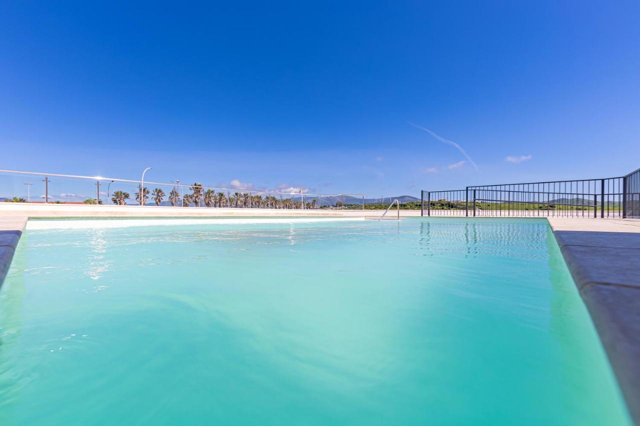 Terraza, Piscina Y Fibra Optica - Simplytarifa